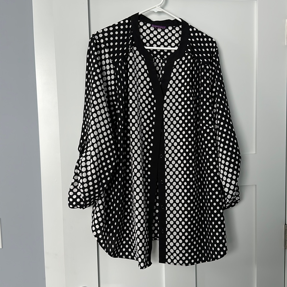 Beverly Drive blouse black and white polka dot button front 2x